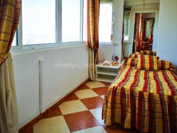 1 bedroom apartment near Puerto Marina